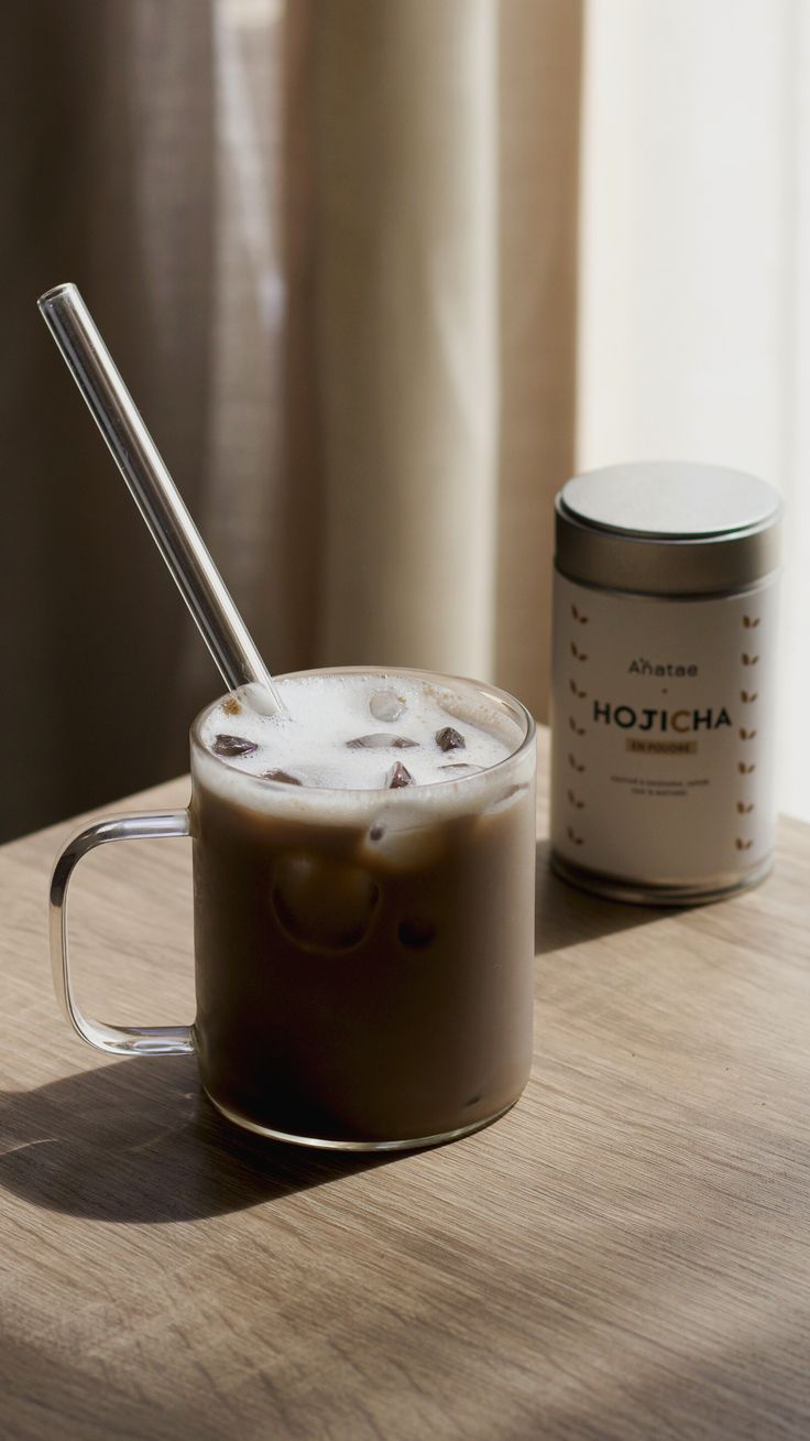 Hojicha latte 2.jpg